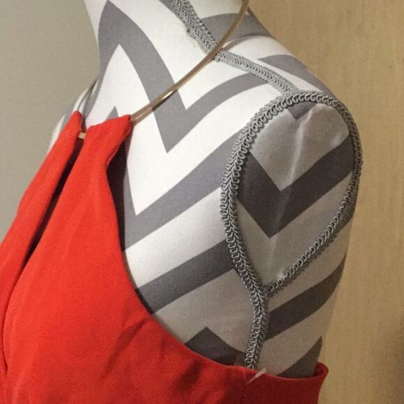 Draped Crepe Sheath Dress with Necklace - Picture 5 of 8